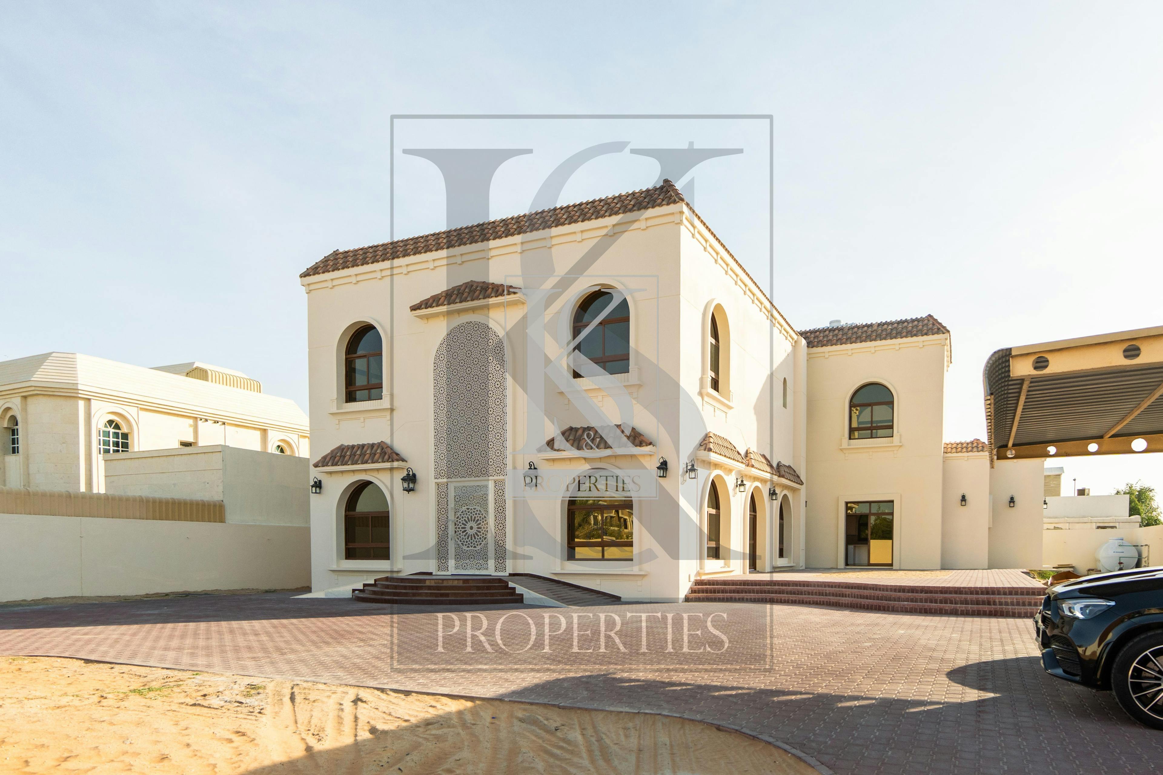 5BHK with Maids Room, Spacious, Well-maintained Villa